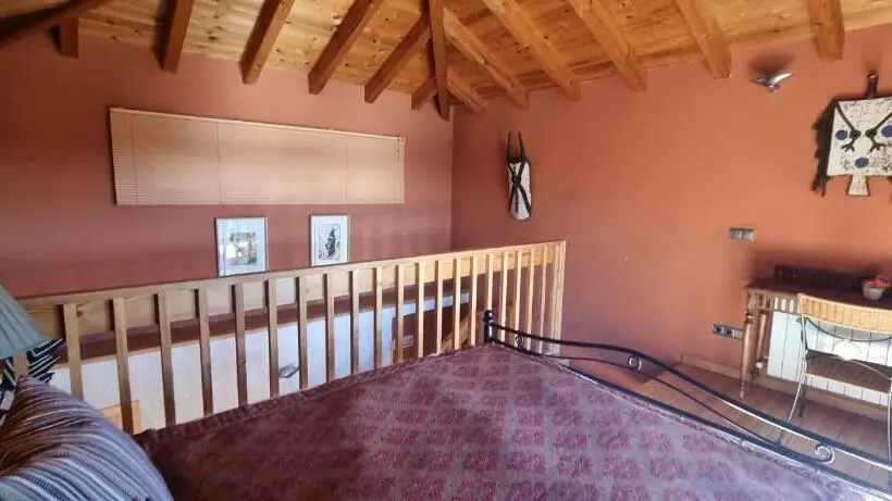 Suite Dúplex, Sara De Ur