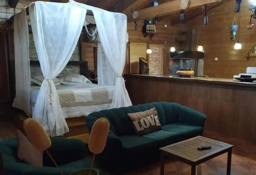 سوییت با چشم‌انداز باغ, Casas De Madera Los Molinos