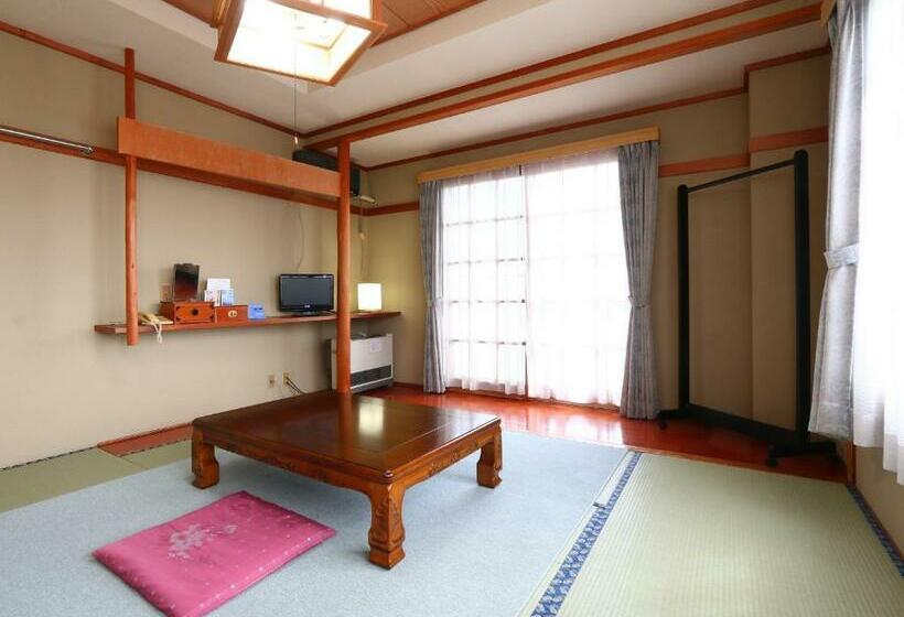 패밀리 룸, Ikemoto