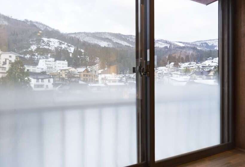 إستديو عائلى, Shirakaba