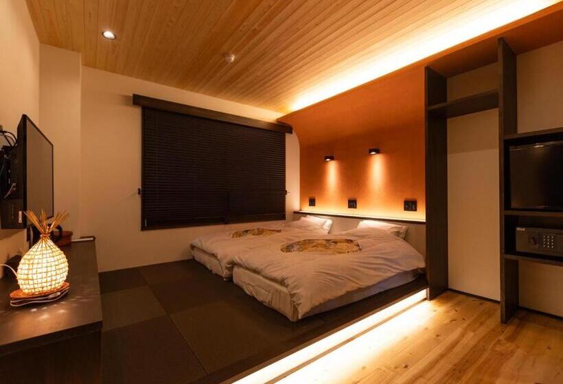 غرفة قياسية مطلة على الجبل, Shirakaba