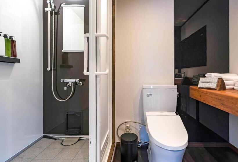 إستديو عائلى, Shirakaba