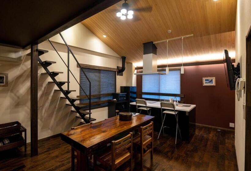 شقة غرفة واحدة, Shirakaba