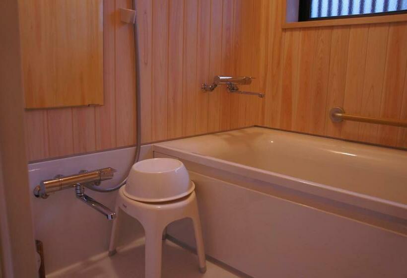 Quarto Estandar, Sumiyoshiya