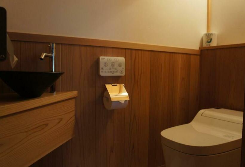 Quarto Estandar, Sumiyoshiya