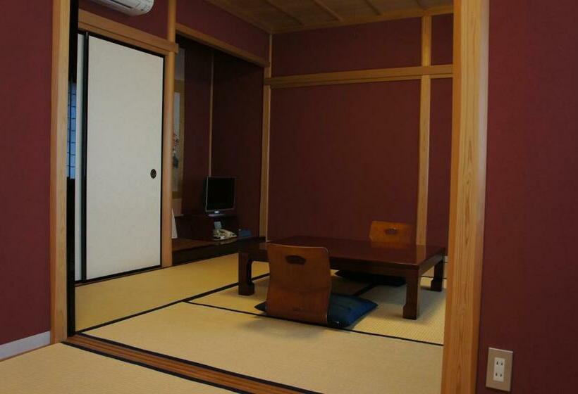 Quarto Estandar, Sumiyoshiya