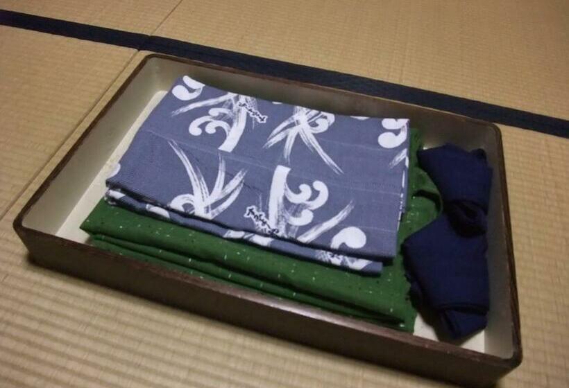 Quarto Economy Banheiro Compartilhado, Sumiyoshiya