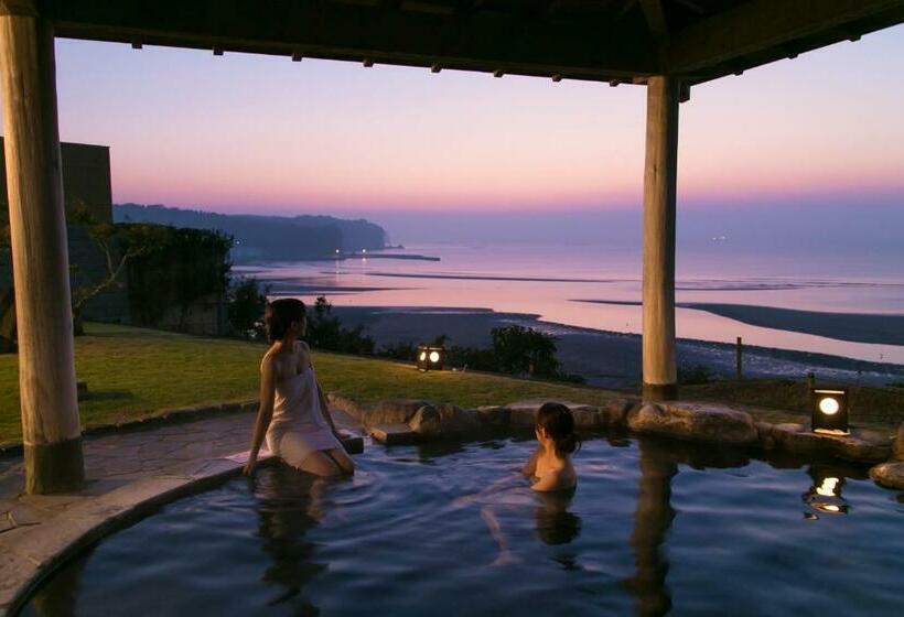 Номер Стандарт Вид на Море, Spa And Resort Hotel Solage Oita Hiji Beppuwan