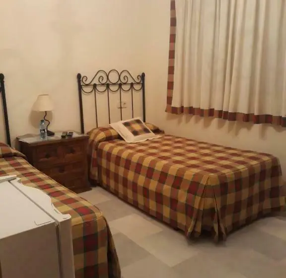 スタンダード４人部屋, Hostal Artiga