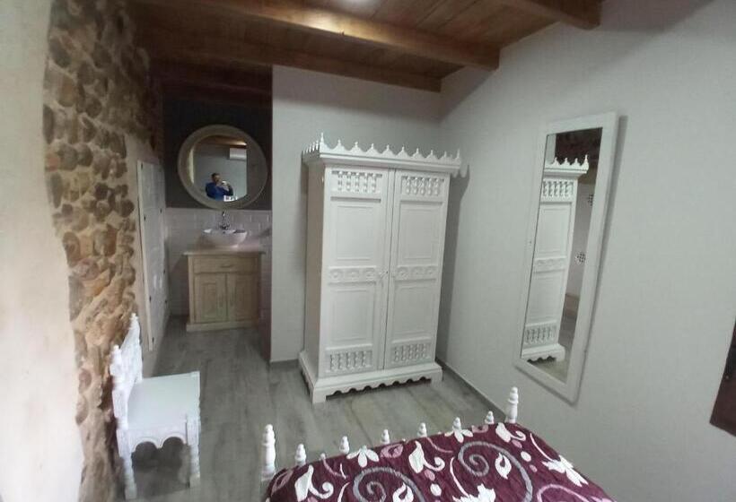 标准单人间, Albergue La Medina De Camponaraya