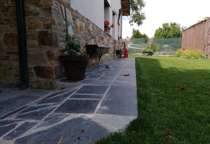 Дом 3 Спальни, Albergue La Medina De Camponaraya
