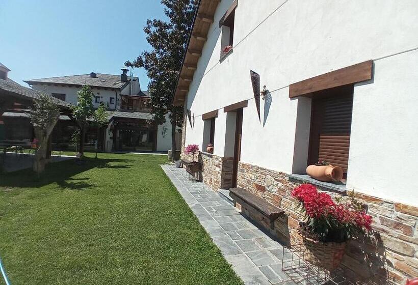 Дом 3 Спальни, Albergue La Medina De Camponaraya