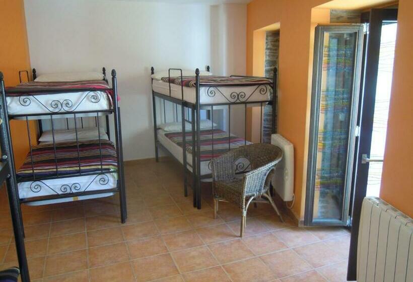 Семейный Номер, Albergue O Durmiñento