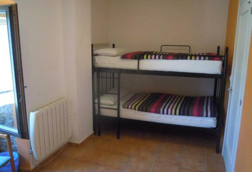 Четырехместный Номер Стандарт, Albergue O Durmiñento