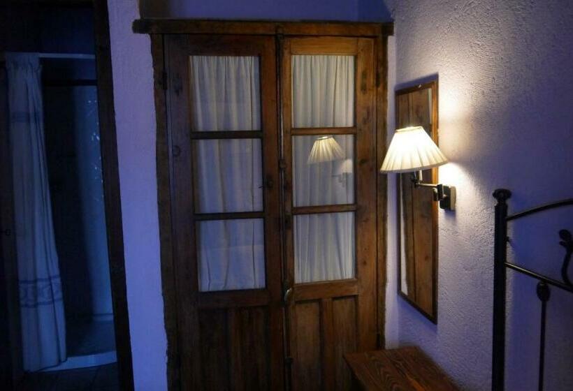 غرفة قياسية, Posada Corral Mayor