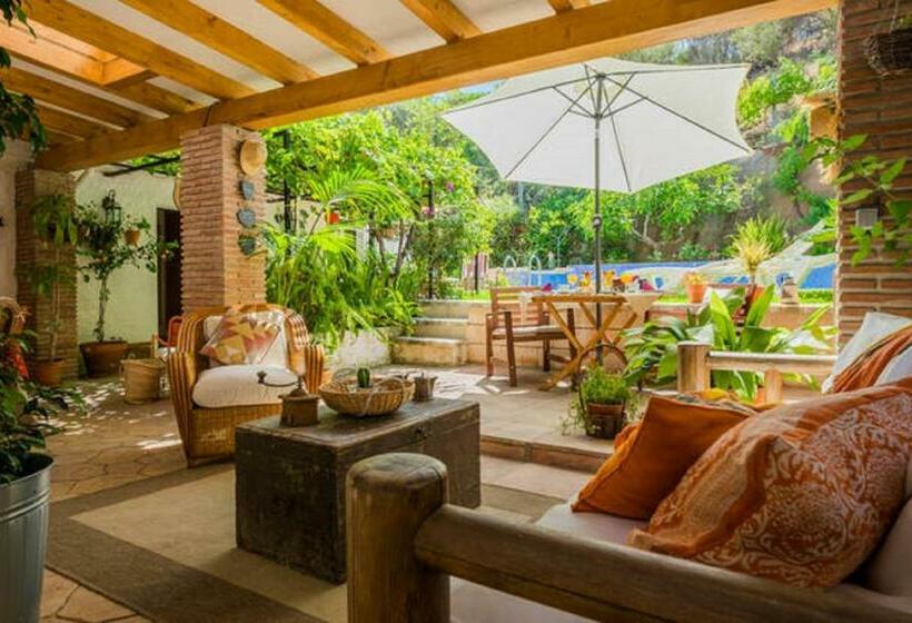 اتاق استاندارد با وان آب گرم, At Home In Malaga Stay & Solo Travellers