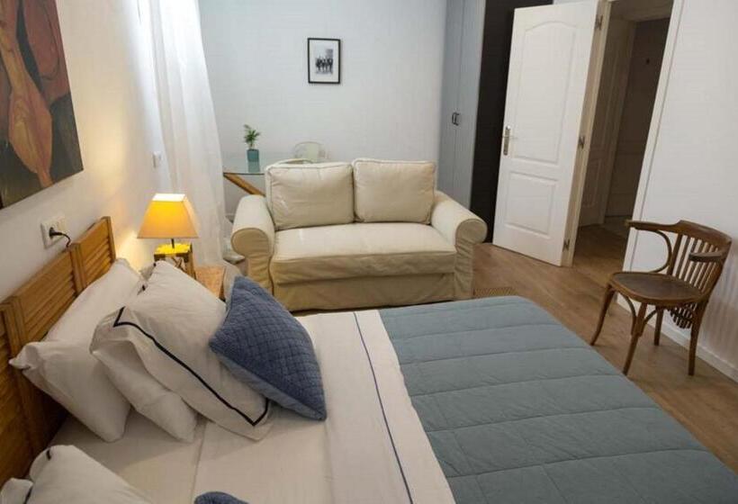 استودیوی استاندارد, At Home In Malaga Stay & Solo Travellers