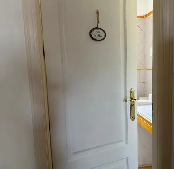 バスルーム共有のシングルスタンダード, At Home In Malaga Stay & Solo Travellers