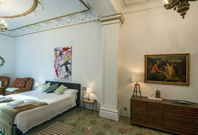 高级套房, Cal Comabella