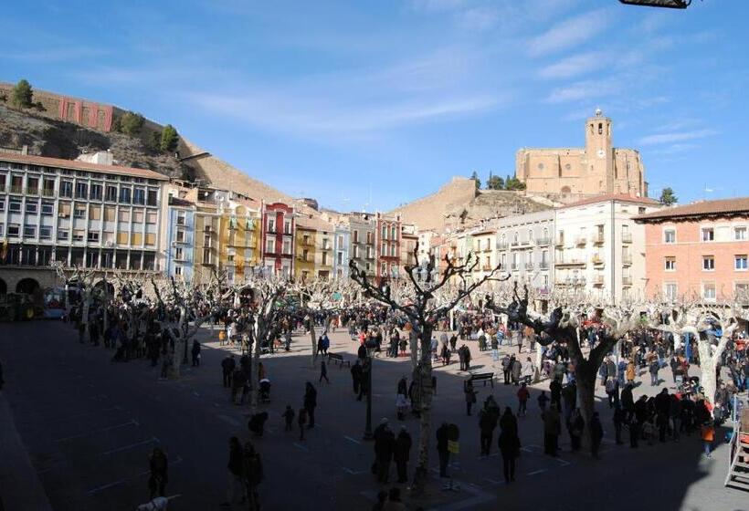 带阳台套房, Cal Comabella