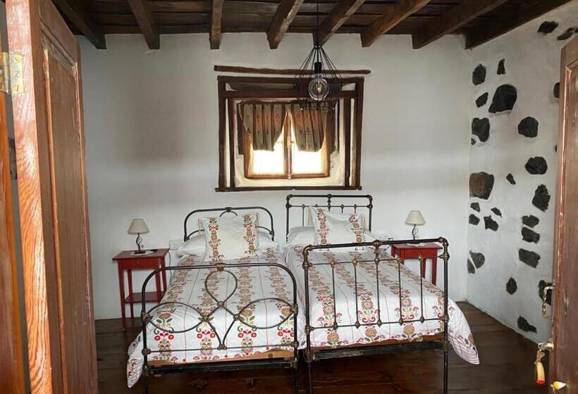 Дом 3 Спальни, Casa Emblemática Buenavista Del Norte