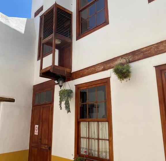 Дом 3 Спальни, Casa Emblemática Buenavista Del Norte