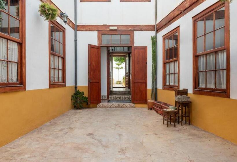 Дом 3 Спальни, Casa Emblemática Buenavista Del Norte