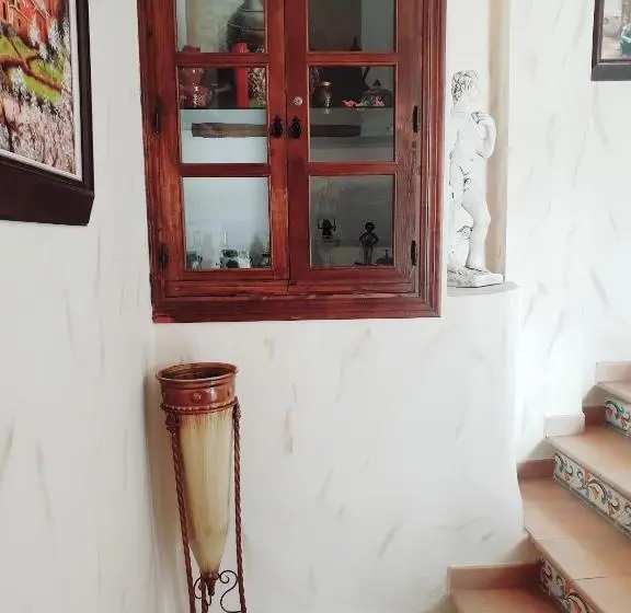 Standard Kolmen Hengen Huone, Hospedería El Caravansar