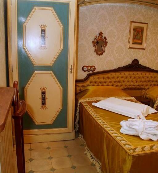 Номер Deluxe, Sitges Royal Rooms