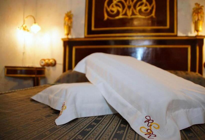 غرفة سوبيريور مزوَّدة بتراس, Sitges Royal Rooms