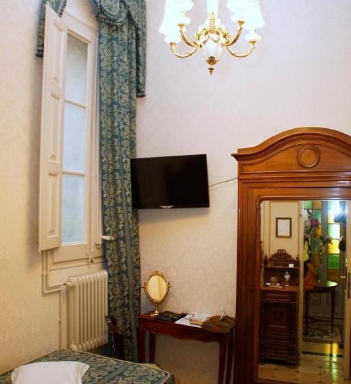 غرفة قياسية فردية, Sitges Royal Rooms