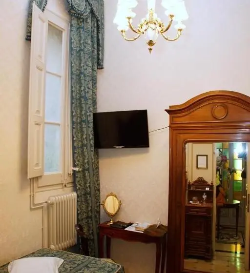 اتاق استاندارد یک نفره, Sitges Royal Rooms