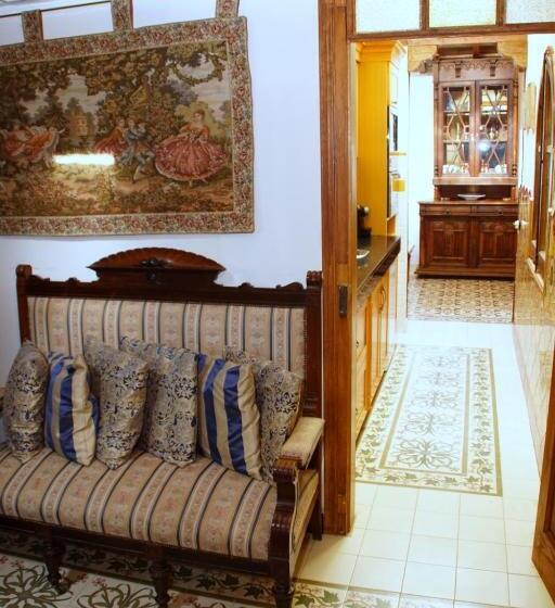 Королевский Люкс, Sitges Royal Rooms