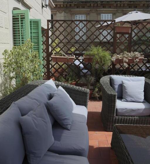 غرفة قياسية مزوَّدة بتراس, Sitges Royal Rooms