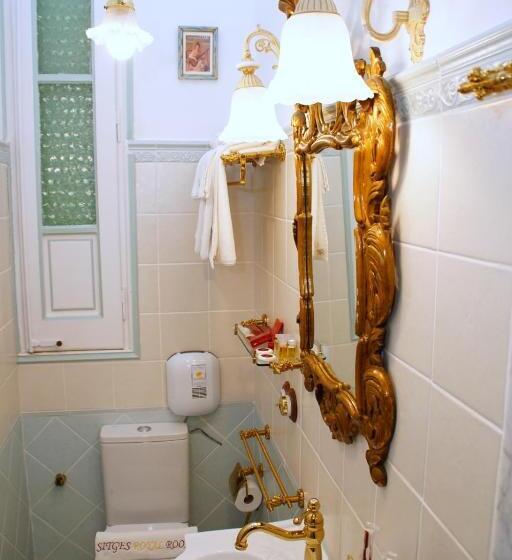 غرفة قياسية مزوَّدة بتراس, Sitges Royal Rooms