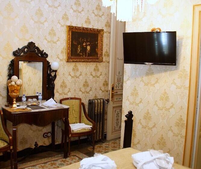 غرفة قياسية, Sitges Royal Rooms