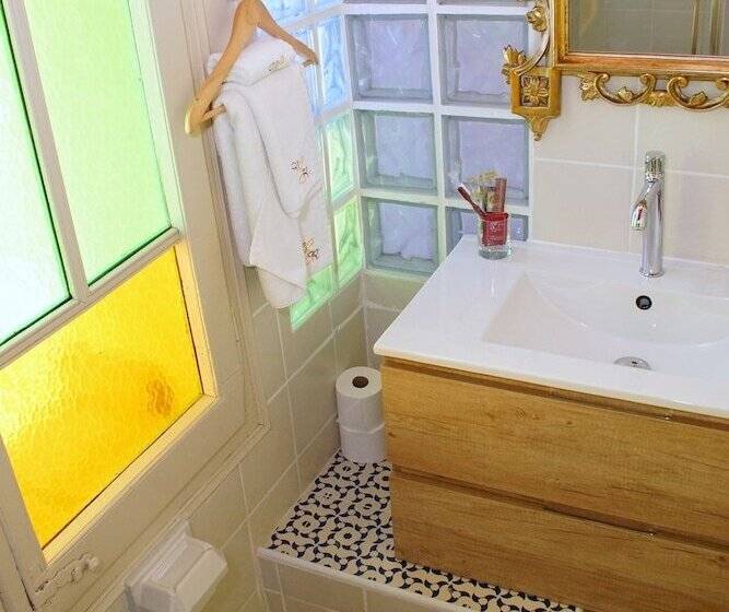 غرفة قياسية فردية, Sitges Royal Rooms