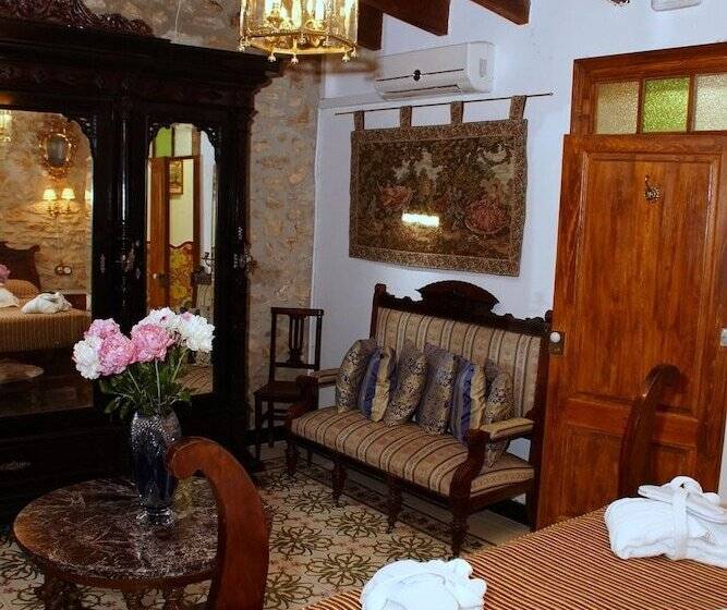 جناح ملكى, Sitges Royal Rooms