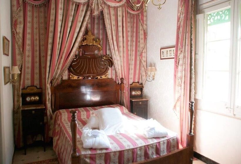 غرفة قياسية, Sitges Royal Rooms