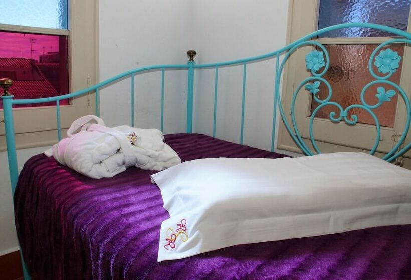 اتاق استاندارد یک نفره, Sitges Royal Rooms