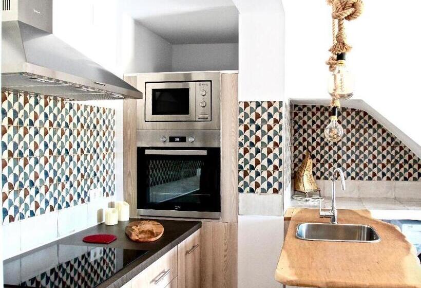 Апартаменты 1 Спальня Нижний Этаж, Al Lago