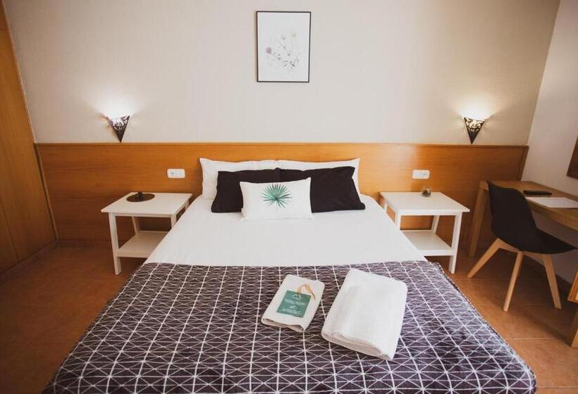 Номер Стандарт с Террасой, Ca L Andreu