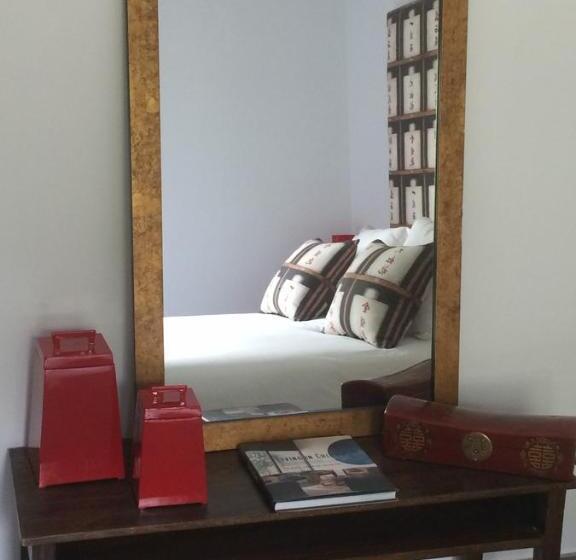 غرفة قياسية, El Sosiego