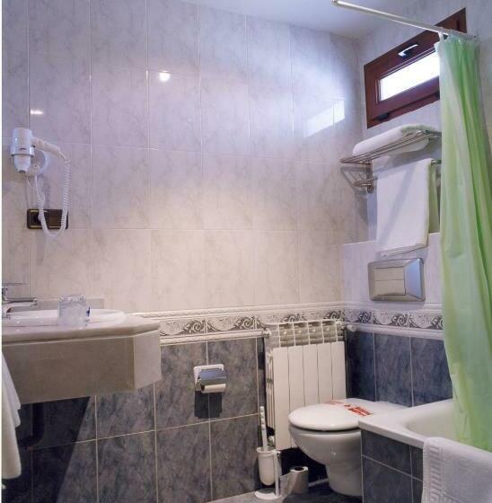 اتاق خانوادگی, Hostal La Maya