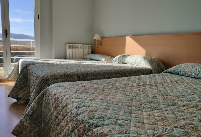 اتاق استاندارد سه نفره, área De Calahorra