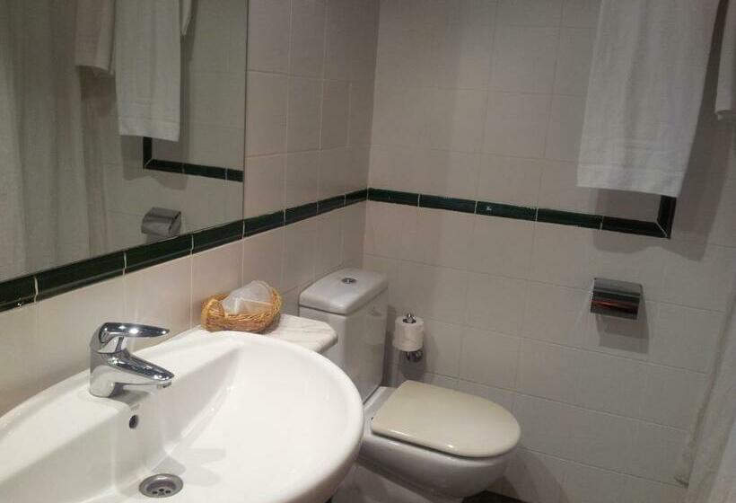 اتاق استاندارد سه نفره, área De Calahorra