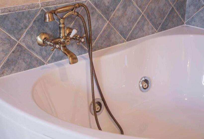 자쿠지 스위트, Rural La Plazuela