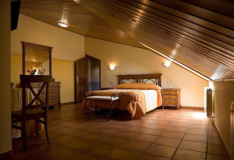 자쿠지 스위트, Rural La Plazuela