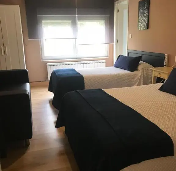 Standard Kolmen Hengen Huone, Sebreñu