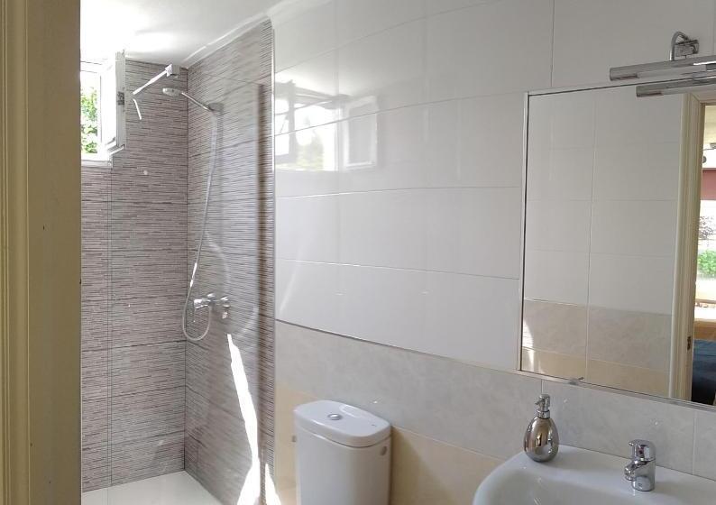 スタンダードトリプルルーム, Sebreñu